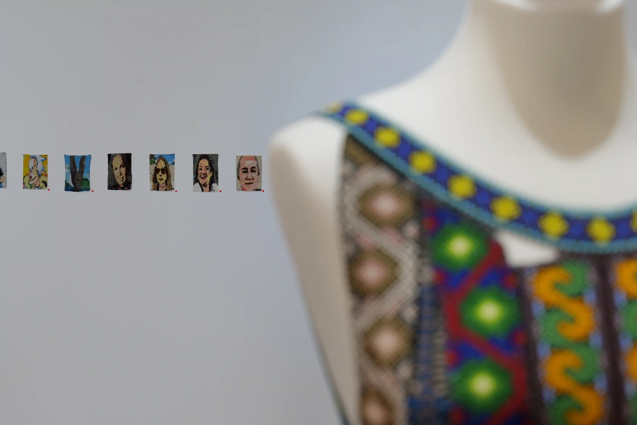 Exhibition detail from the Millones de Maneras and Claudia Fischer presentation